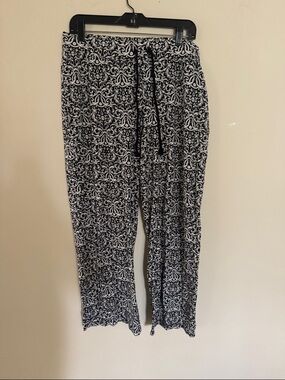 Cynthia Rowley Relaxed Drawstring Women's Pants - Black & White Print
